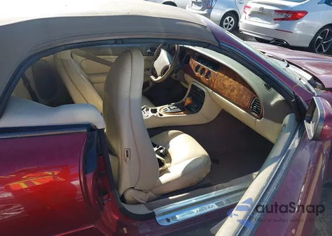 1997 Jaguar Xk8 из США, поврежденный, VIN SAJGX2748VC017666